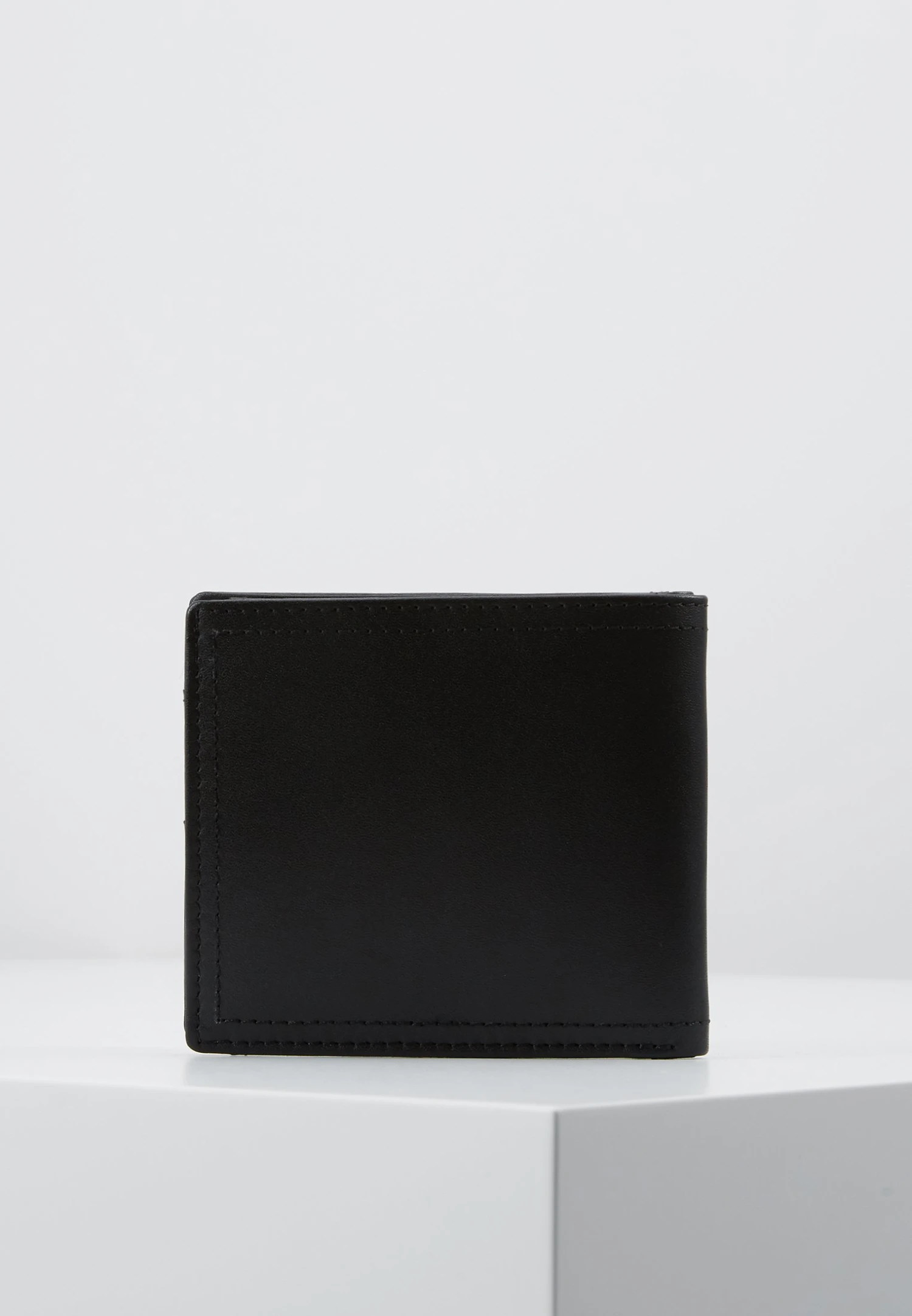 Pier One LeatherPortafoglioBlack Uomo Portafogli E Custodie PI952F008-Q11 4 Pier One LeatherPortafoglioBlack Uomo Portafogli E Custodie PI952F008-Q11 - immagine 4