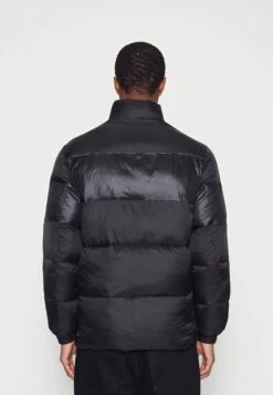 Pier One Block Puffer - Giacca Invernale - Black 8 Pier One Block Puffer - Giacca Invernale - Black -Noble rain dc7b51c331ef4601aa88a3fc51045fe5