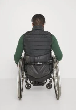 Pier One SmanicatoBlack Uomo Giacche PI922T04E-Q11 16 Pier One SmanicatoBlack Uomo Giacche PI922T04E-Q11 -Noble rain e1569b065acd421d8dc99bfc16261b20