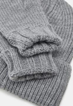 Pier One SetBerrettoGrey Uomo Cappellie Berretti PI952O017-C11 -Noble rain e50e53f6a53e4867a382c1ae80f58312