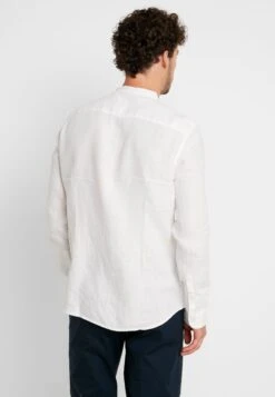 Pier One CamiciaWhite Uomo Camicie PI922D0B0-A11 7 Pier One CamiciaWhite Uomo Camicie PI922D0B0-A11 -Noble rain e5ec1c0717ed4674a2738914085fcccd