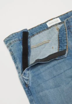 Pier One Jeans A SigarettaBlue Denim Uomo Jeans PI922G04H-K11 15 Pier One Jeans A SigarettaBlue Denim Uomo Jeans PI922G04H-K11 -Noble rain e7831696528543feac1b642e876e18cc