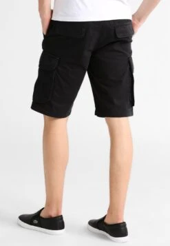 Pier One ShortsBlack Uomo Bermuda PI922FA1D-Q11 -Noble rain f8841bd2a72d47869d0ca7a4dd023fb4
